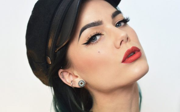 Стрижки, окрашивания, ботокс, оформление бровей, перманентный макияж в ...