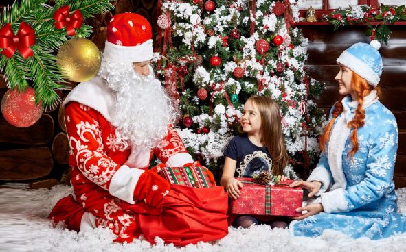 Веселые поздравления Деда Мороза и Снегурочки для детей от